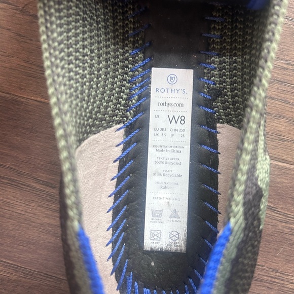 Rothy's "The Point" Camo Olive Print Flats. Size 8. Perfect Teacher Shoe! - Picture 5 of 5